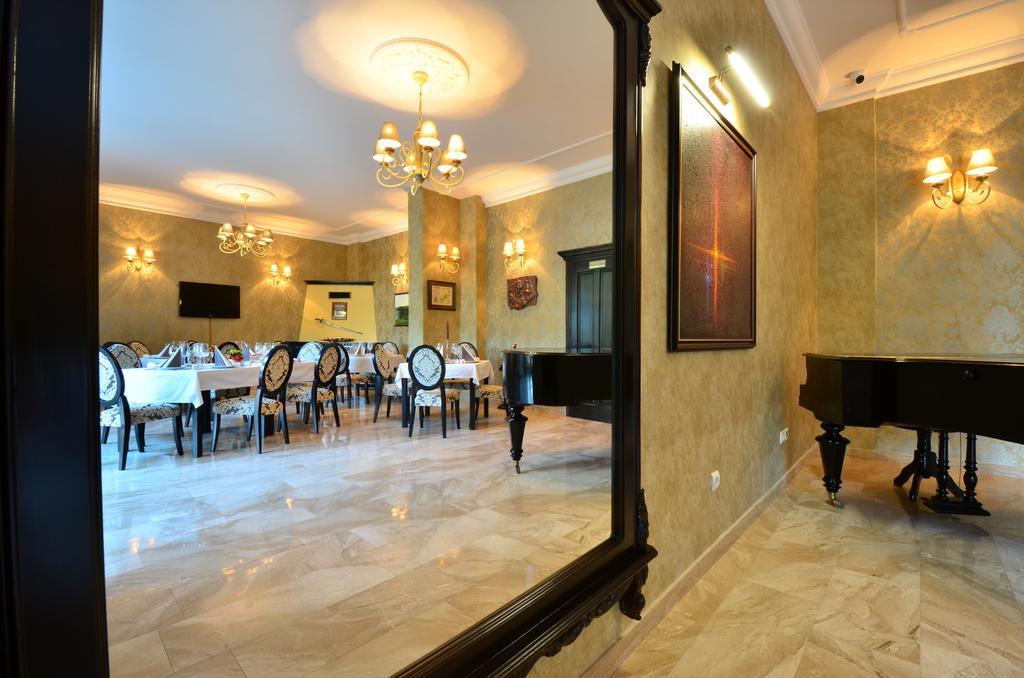 Conacul Benke Hotel Moacsa Exterior photo